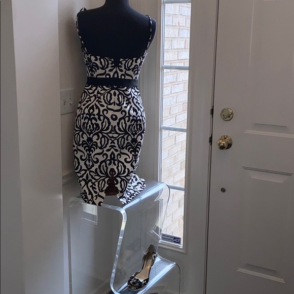 Milly Dress - Picture 3 of 8